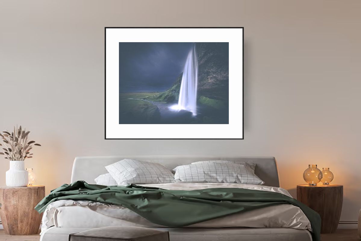 How Do I Choose Artwork for a Modern Bedroom?
