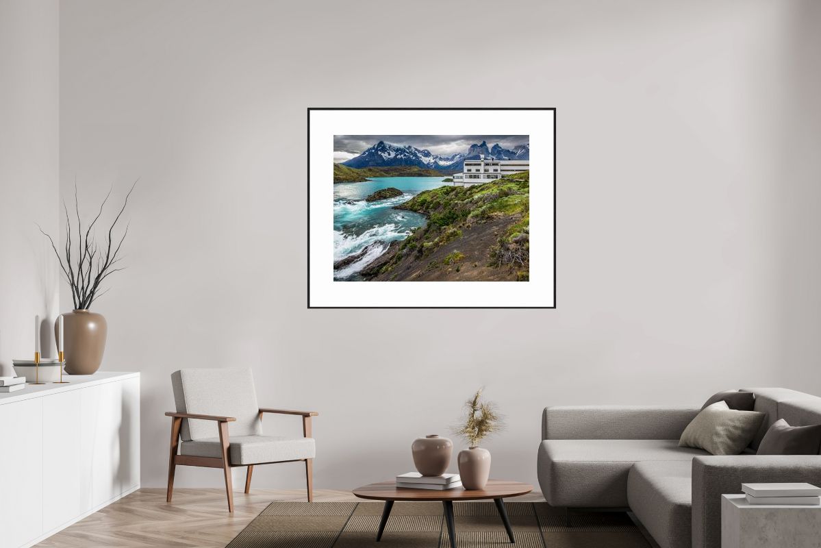 How to Make a Statement Wall Without Making a Mistake